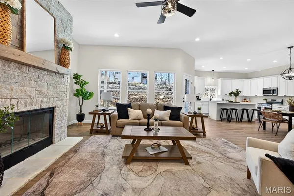 $450,000 | 31649 Dogwood Lane, Foristell, MO 63348