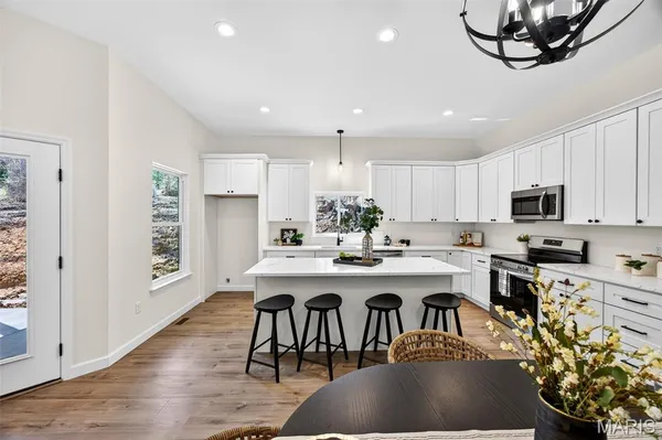 $450,000 | 31649 Dogwood Lane, Foristell, MO 63348