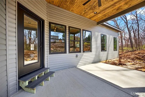 $450,000 | 31649 Dogwood Lane, Foristell, MO 63348