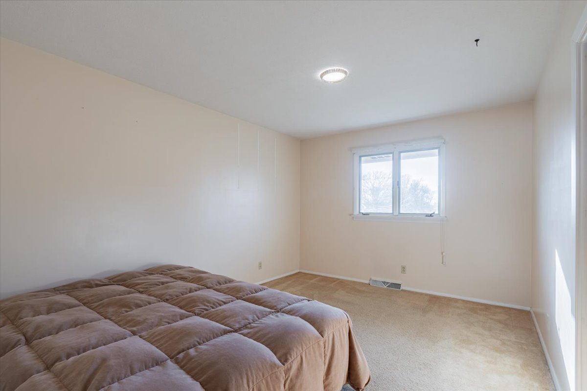 402 South Blair Drive Normal, IL 61761 - Photo 17 of 43