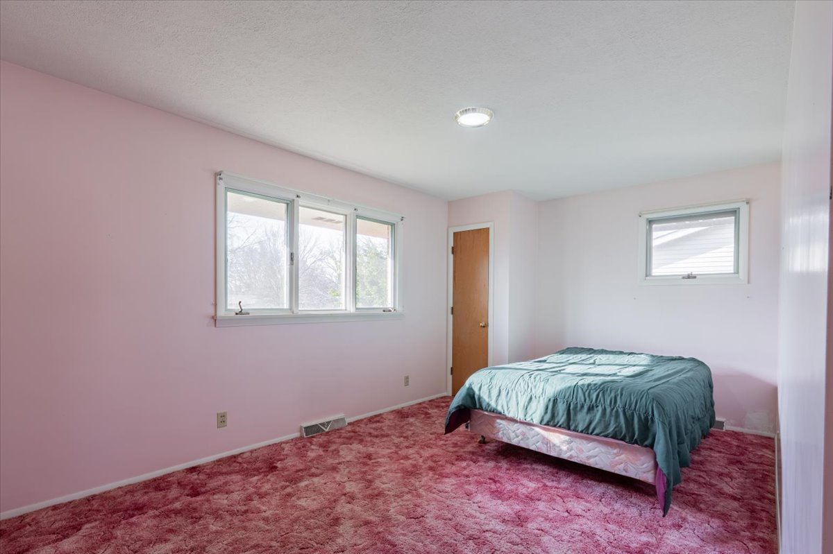 402 South Blair Drive Normal, IL 61761 - Photo 20 of 43