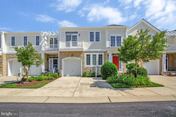 $650,000 | 8861 Shining Oceans Way, Unit 27, Columbia, MD 21045