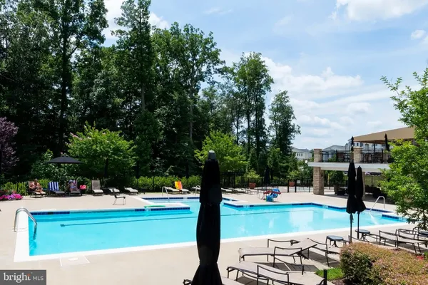 $650,000 | 8861 Shining Oceans Way, Unit 27, Columbia, MD 21045