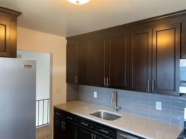 $3,400 | 336 Kensington Lane, Bethpage, NY 11714