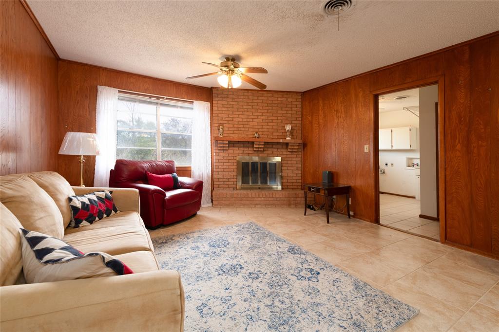 109 Clark Road Abilene, TX 79602 - Photo 3 of 40 Gallery Image 3