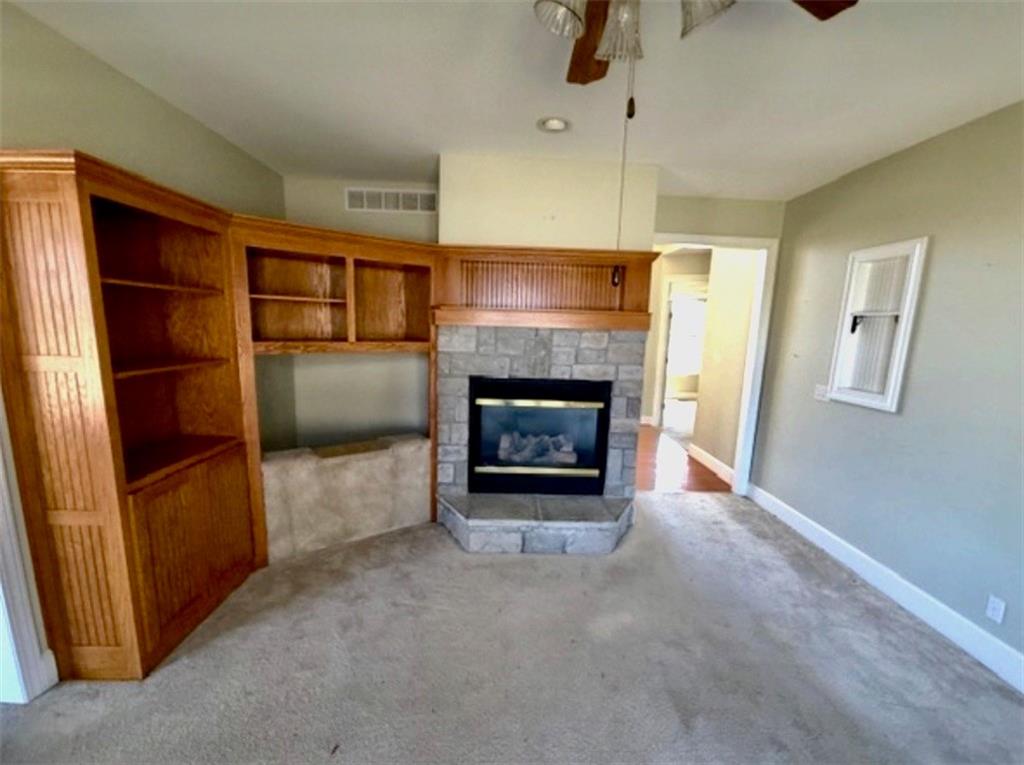 22367 South Madison Street Spring Hill, KS 66083 - Photo 2 of 23