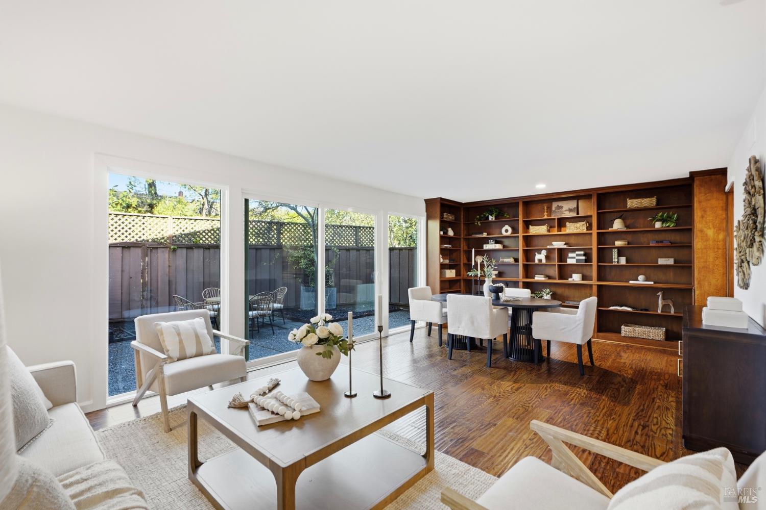 19 Surrey Lane San Rafael, CA 94903 - Photo 2 of 42