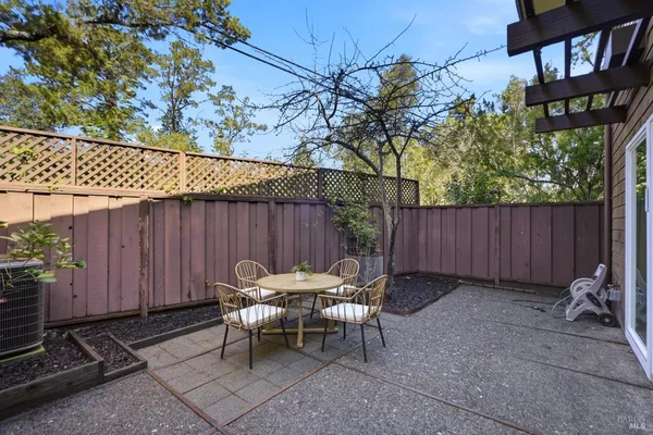 $699,000 | 19 Surrey Lane, San Rafael, CA 94903