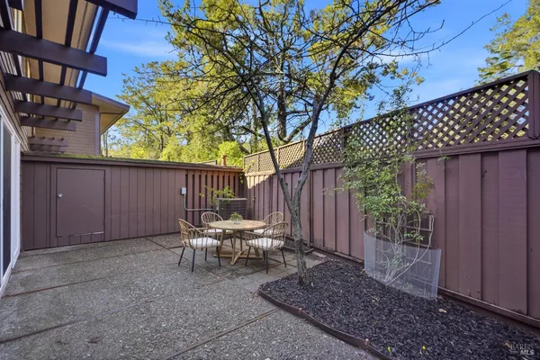 $699,000 | 19 Surrey Lane, San Rafael, CA 94903