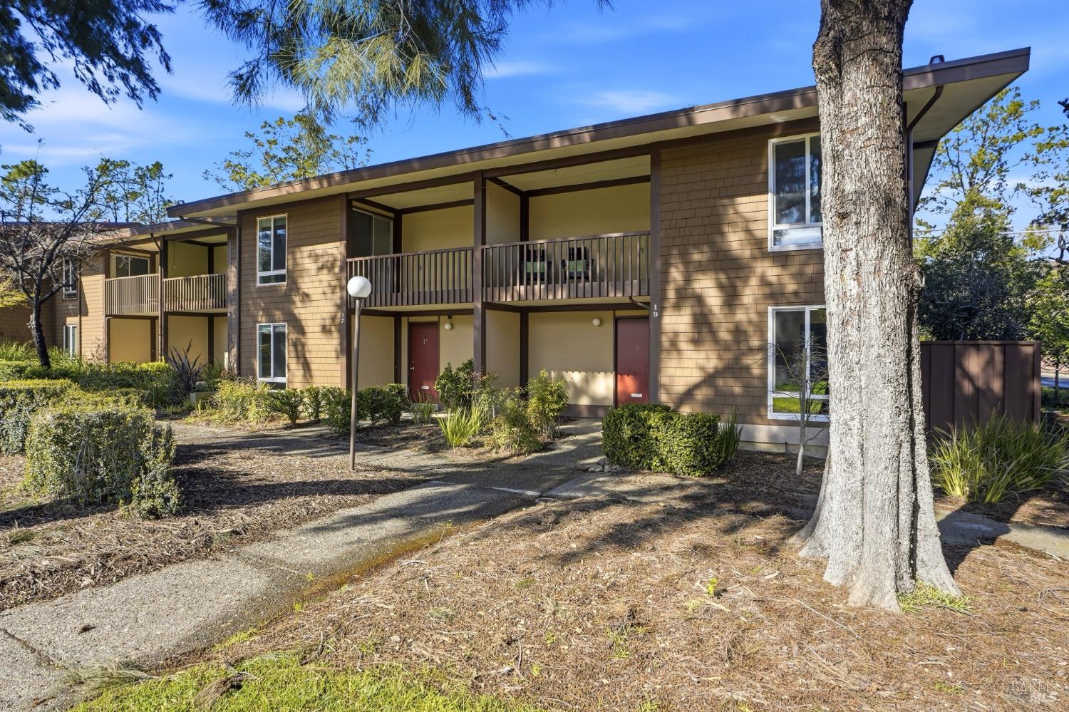 19 Surrey Lane San Rafael, CA 94903 - Photo 36 of 42