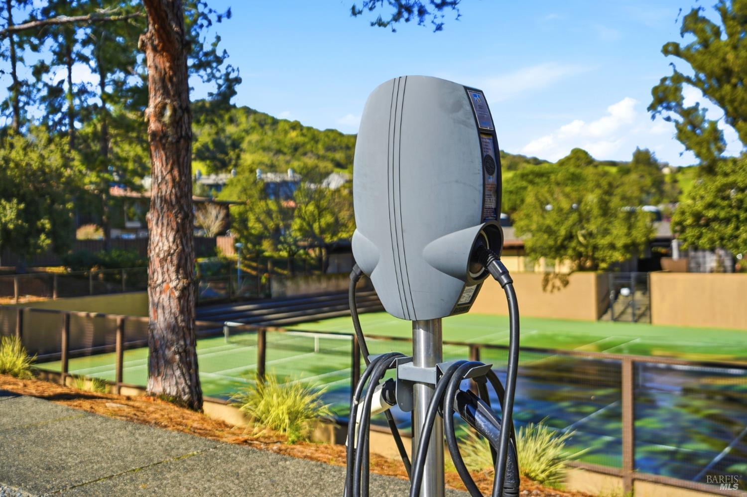 19 Surrey Lane San Rafael, CA 94903 - Photo 40 of 42