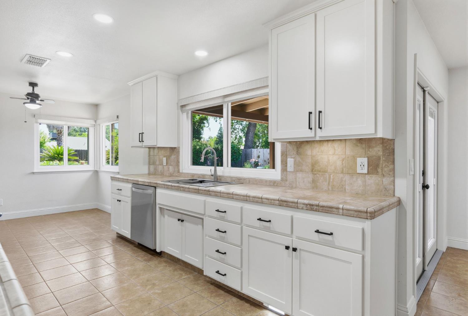 4625 5th Street Rocklin, CA 95677 - Photo 11 of 31