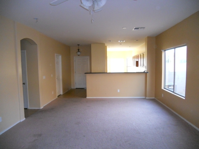 10232 West Chipman Road Tolleson, AZ 85353 - Photo 13 of 30 dscn3813