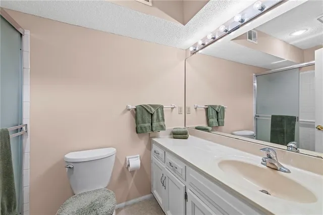 $165,000 | 12708 West 110th Terrace, Overland Park, KS 66210