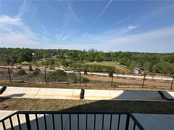 $4,800 | 352 Skylar Court Southeast, Atlanta, GA 30315