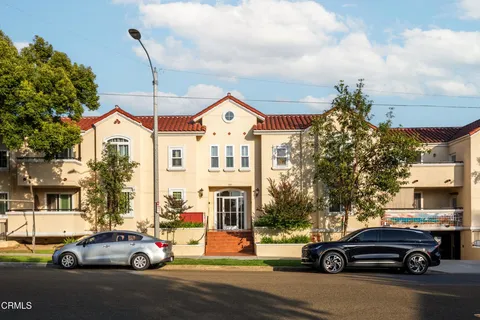 $618,000 | 300 East Providencia Avenue, Unit 103, Burbank, CA 91502
