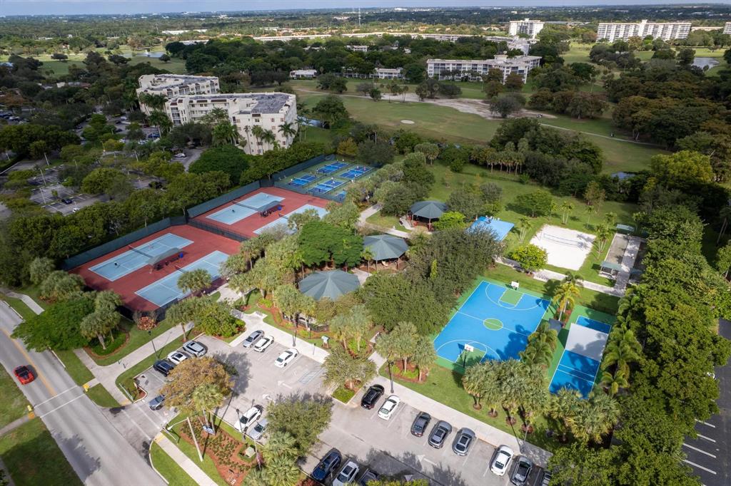 3001 South Palm Aire Drive, Unit 206 Pompano Beach, FL 33069 - Photo 26 of 31 an aerial view of residential houses with outdoor space