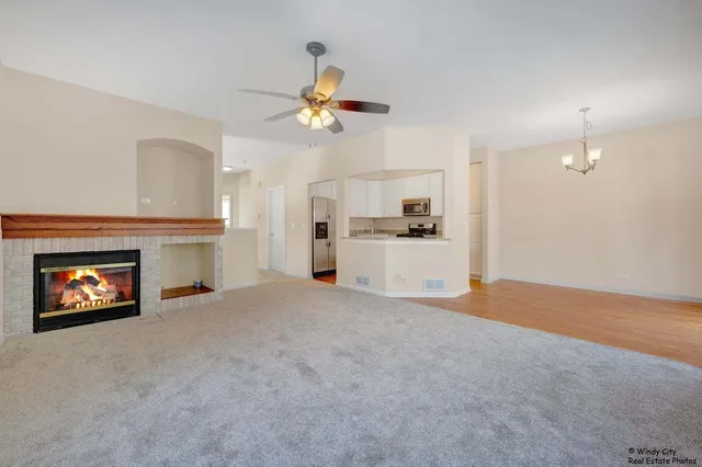 $269,900 | 1126 Chadwick Drive, Grayslake, IL 60030