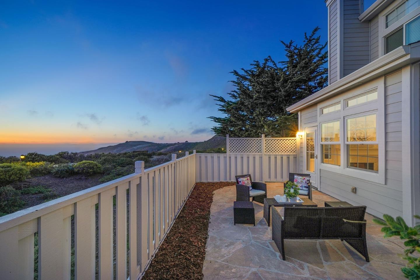 45 Outlook Circle Pacifica, CA 94044 - Photo 37 of 42 a view of a balcony with chairs