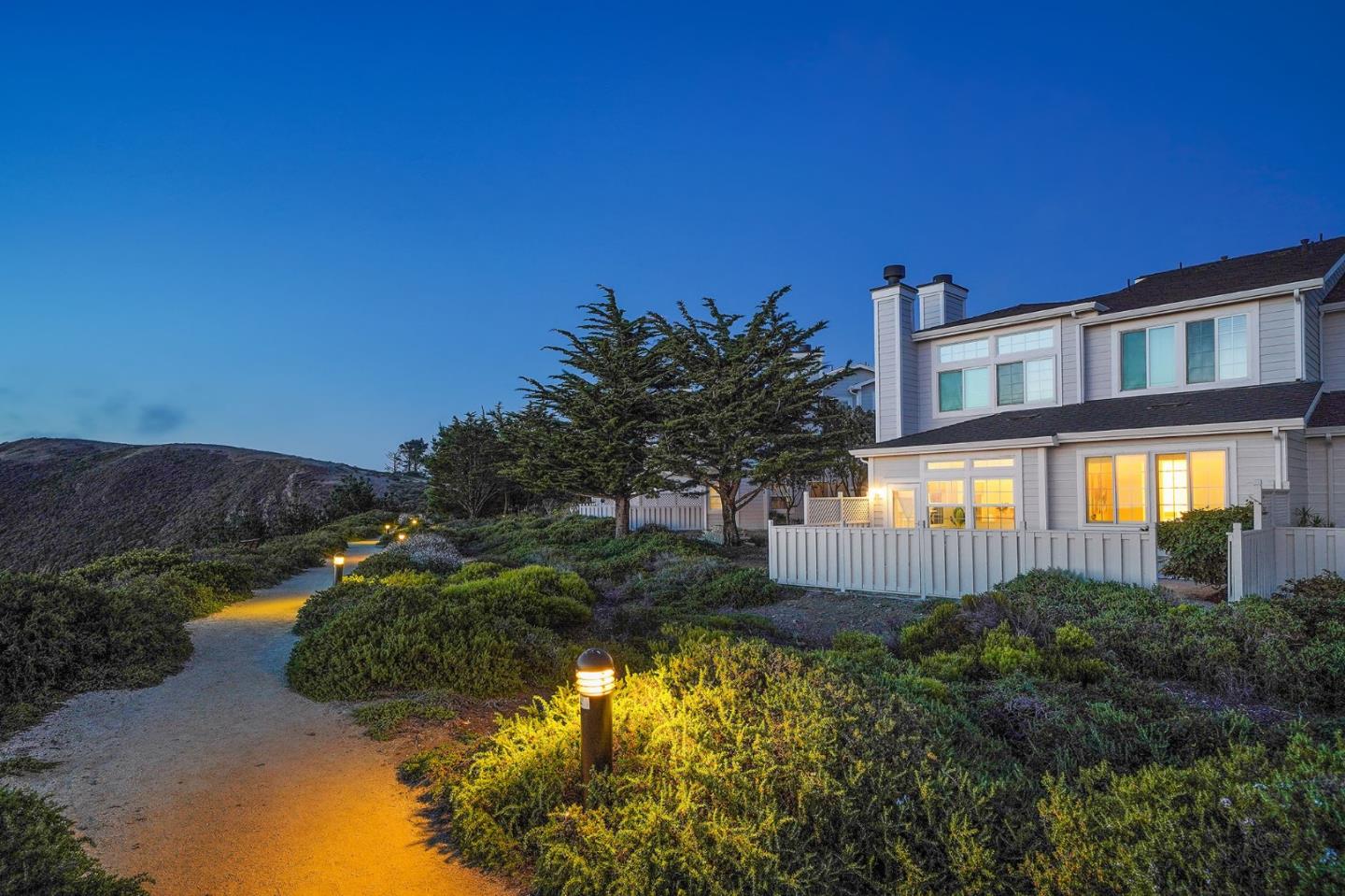 45 Outlook Circle Pacifica, CA 94044 - Photo 40 of 42 a view of a house with a yard