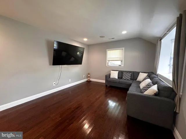 $340,000 | 4010 73rd Avenue, Hyattsville, MD 20784