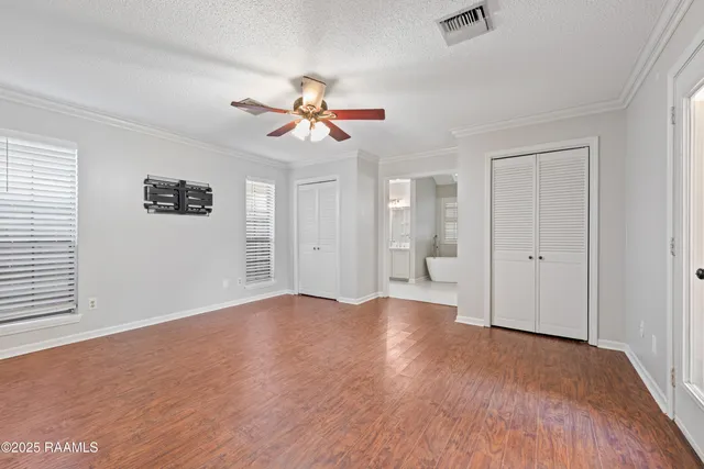 $1,700 | 115 Meadow Glen Drive, Youngsville, LA 70592