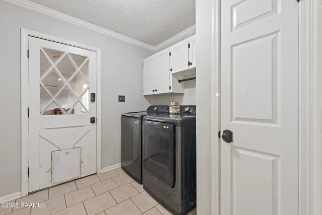 $1,700 | 115 Meadow Glen Drive, Youngsville, LA 70592