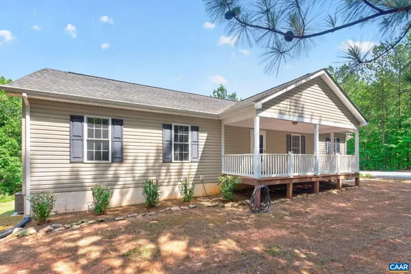 $365,000 | 38 Butler Lane, Scottsville, VA 24590