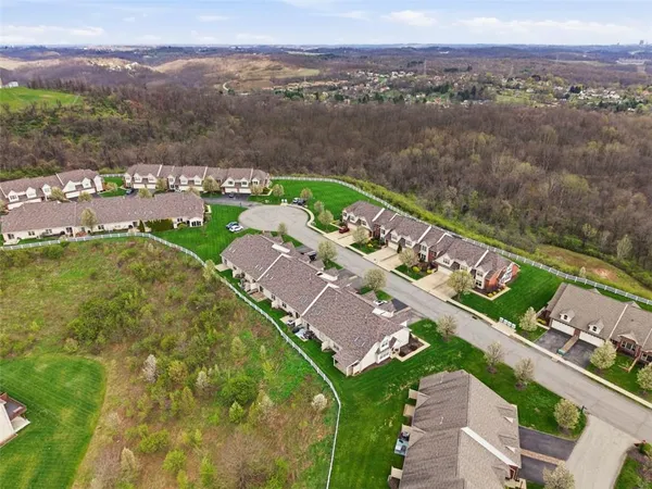 $429,900 | 1251 Crest Drive, Oakdale, PA 15071