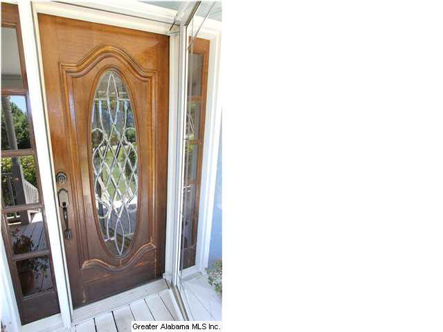 761 Gable Drive Center Point, AL 35215 - Photo 3 of 20