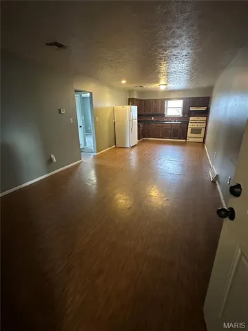 $980 | 520 North Wood River Avenue, Unit 3, Wood River, IL 62095