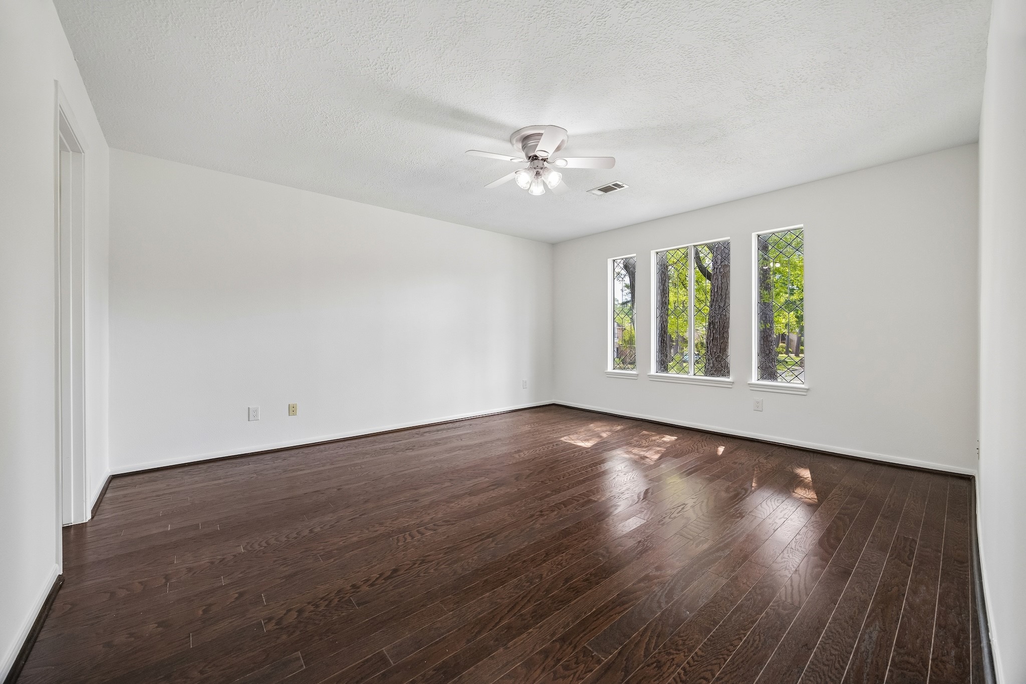 9718 Oxted Lane Spring, TX 77379 - Photo 28 of 38 Secondary bedroom number two has lovely windows