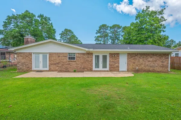 $2,300 | 1018 Valparaiso Boulevard, Niceville, FL 32578