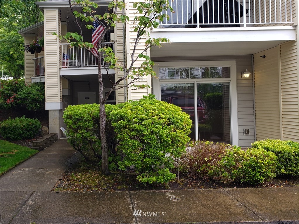 425 Talbot Road South, Unit 425D Renton, WA 98057 - Photo 15 of 16