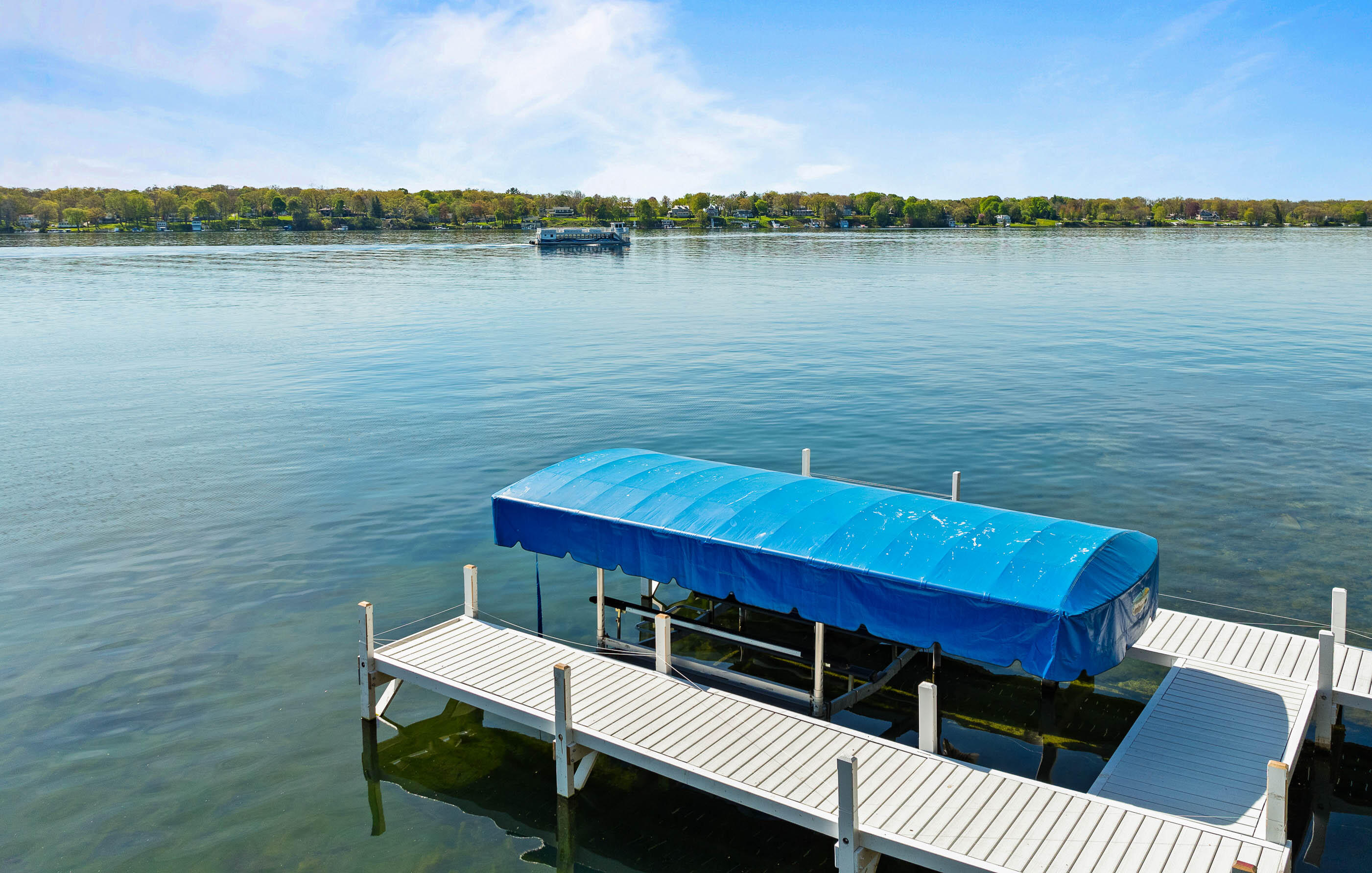 2572 North Shore Drive Delavan, WI 53115 - Photo 8 of 49 Pier w Delavan Queen in Background