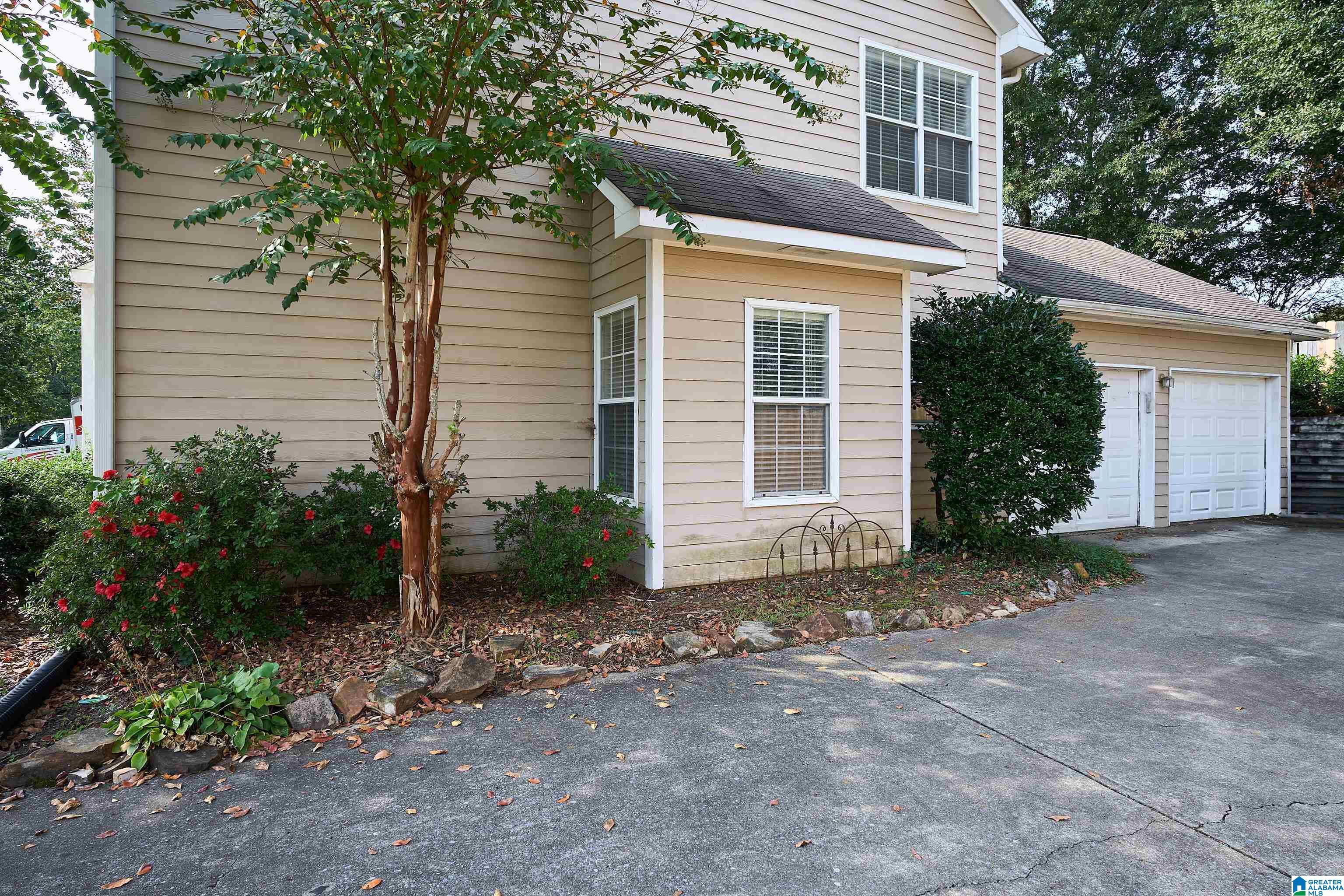 121 Blue Spring Place Alabaster, AL 35007 - Photo 5 of 63