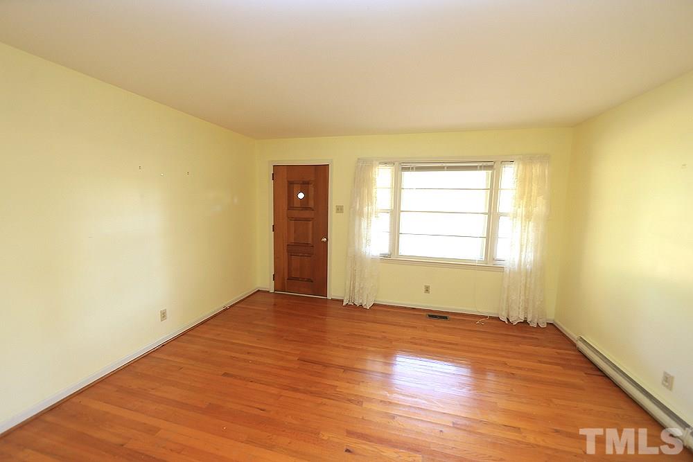 316 Goodwin Road Durham, NC 27712 - Photo 4 of 19