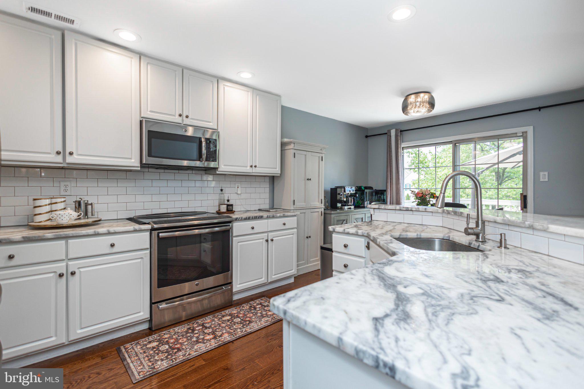 5086 Raintree Court Doylestown, PA 18902 - Photo 10 of 42 Spacious kitchen with recessed lights