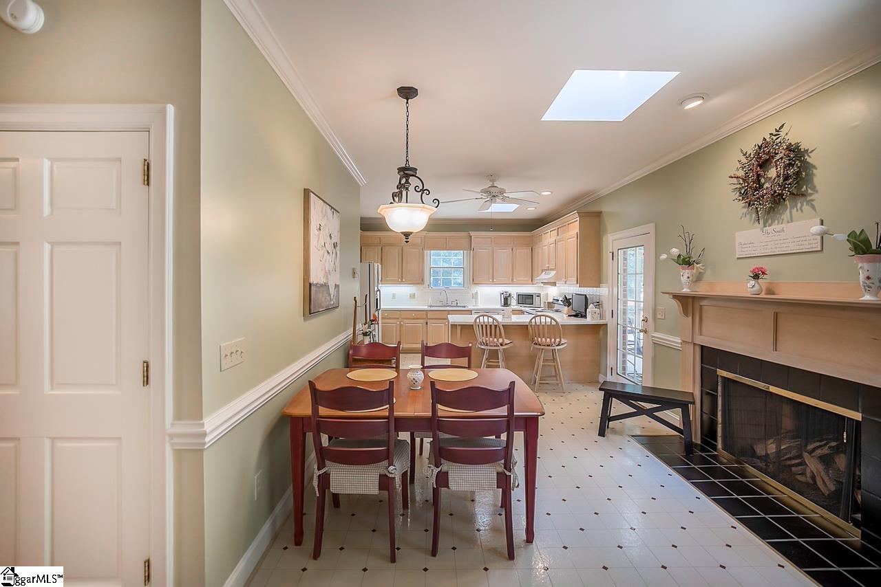 212 Ridge Way Simpsonville, SC 29680 - Photo 15 of 36