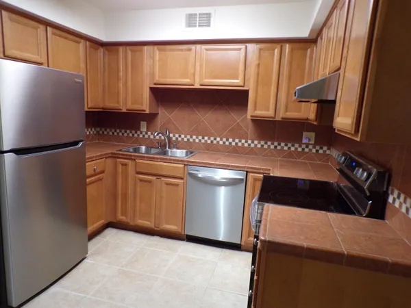 $255,000 | 2901 Sunflower Circle East, Palm Springs, CA 92262