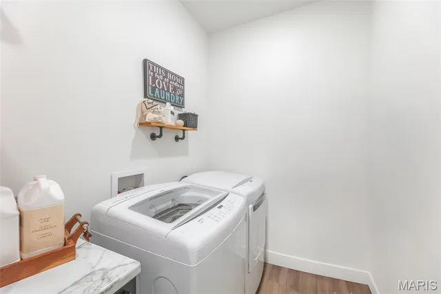 $499,900 | 216 Berkshire Drive, Poplar Bluff, MO 63901