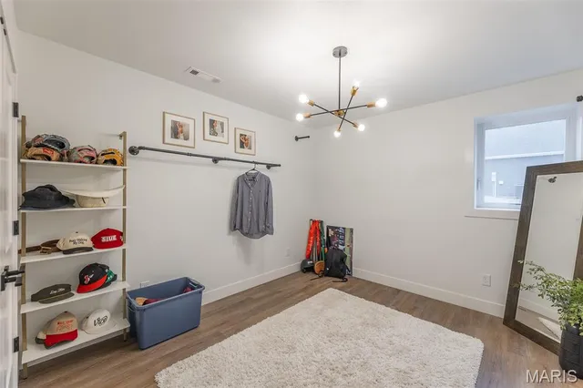 $499,900 | 216 Berkshire Drive, Poplar Bluff, MO 63901