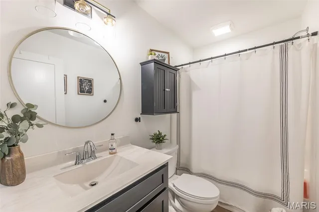 $499,900 | 216 Berkshire Drive, Poplar Bluff, MO 63901