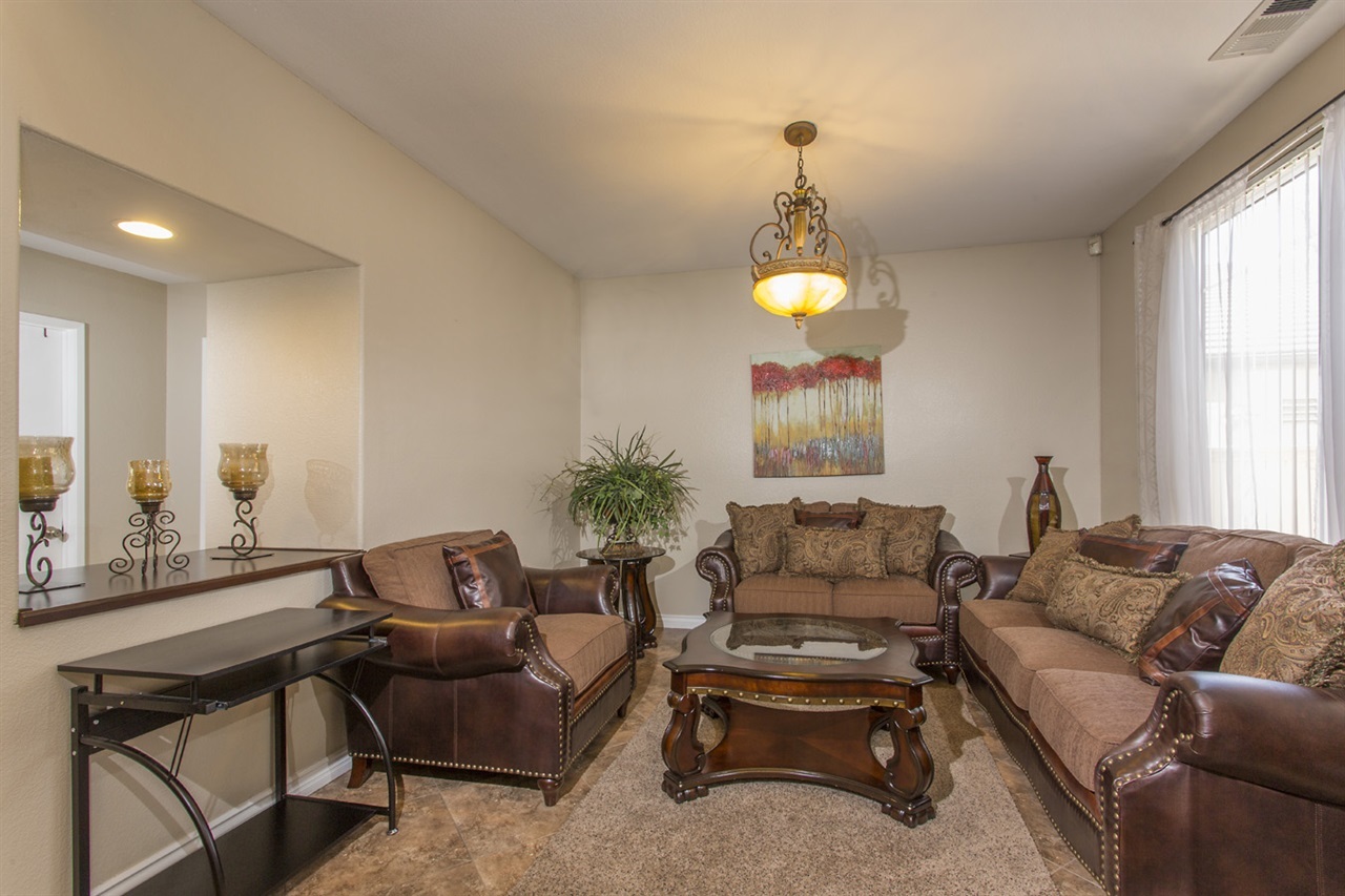 2276 Sun Valley Road Chula Vista, CA 91915 - Photo 11 of 25 Gallery Image 11