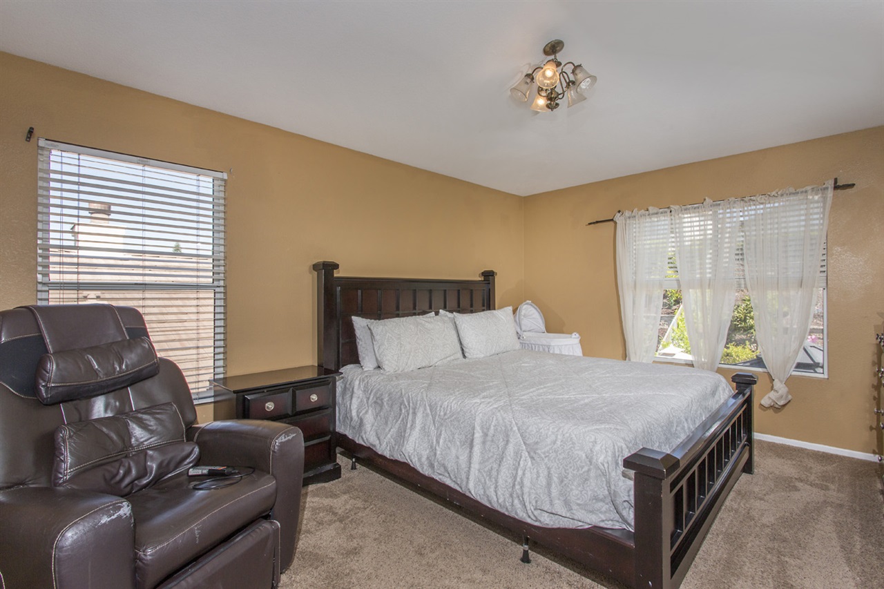 2276 Sun Valley Road Chula Vista, CA 91915 - Photo 18 of 25 Gallery Image 18