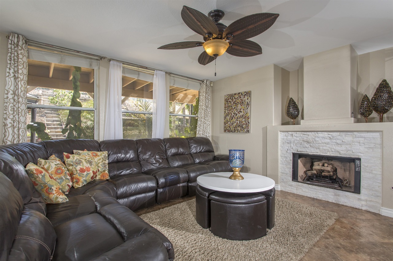 2276 Sun Valley Road Chula Vista, CA 91915 - Photo 6 of 25 Gallery Image 6