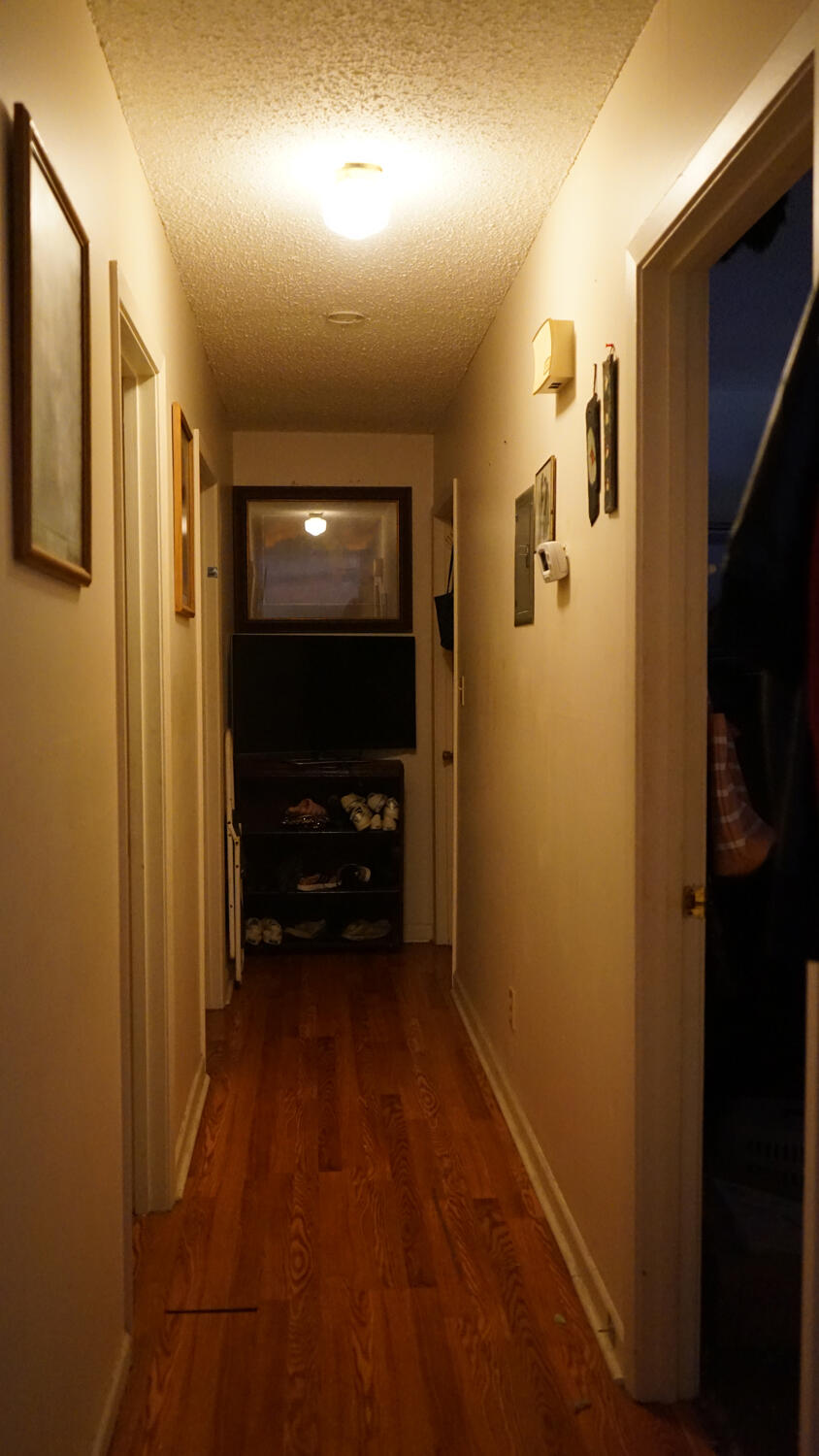 4217 Audiss Road Milton, FL 32583 - Photo 16 of 27 a view of hallway with livingroom