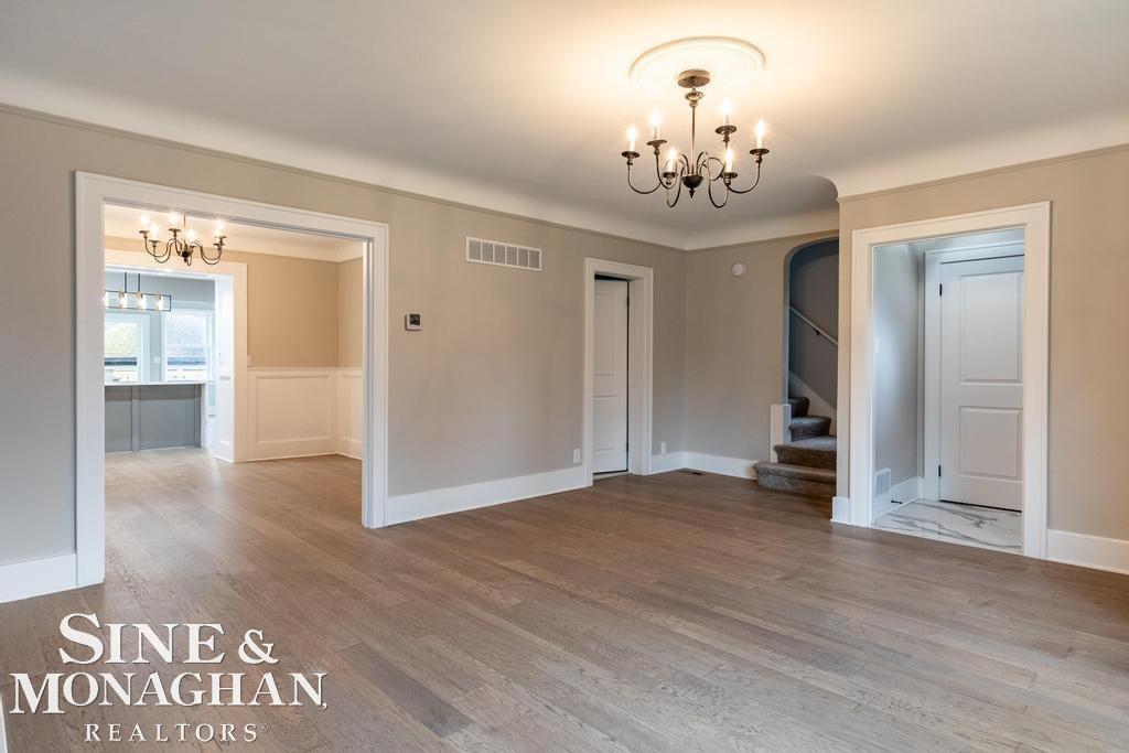 705 Lincoln Road Grosse Pointe, MI 48230 - Photo 5 of 33