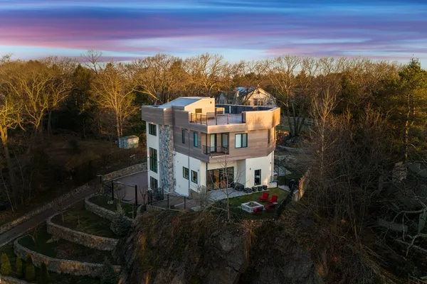 $3,699,000 | 71 Grove Street, Chestnut Hill, MA 02467
