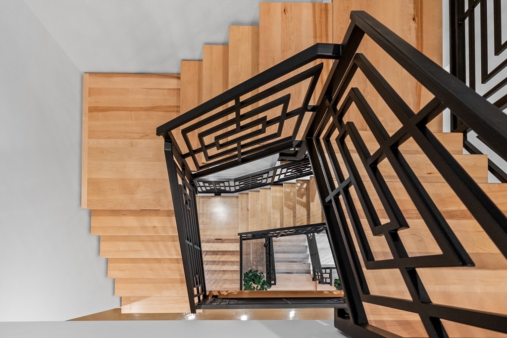 71 Grove Street Brookline, MA 02467 - Photo 37 of 42 a view of entryway